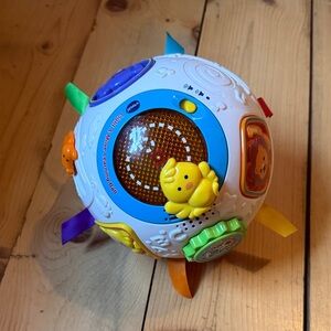 VTech Light and Move Learning Ball